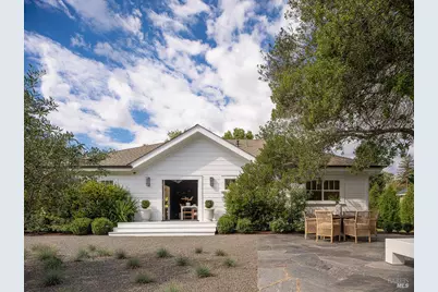 555 Magnolia Avenue, Petaluma, CA 94952 - Photo 25