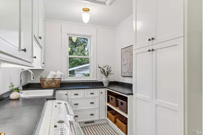 325 Fitch Street, Healdsburg, CA 95448 - Photo 57
