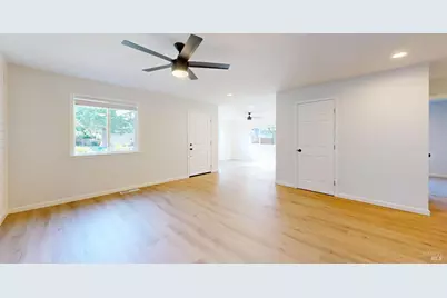6086 Dinah Court, Rohnert Park, CA 94928 - Photo 17