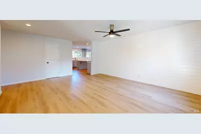 6086 Dinah Court, Rohnert Park, CA 94928 - Photo 15