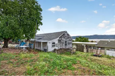 705 E 6th Street, Benicia, CA 94510 - Photo 13