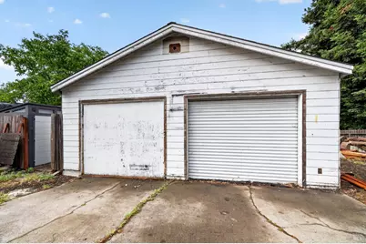 705 E 6th Street, Benicia, CA 94510 - Photo 23