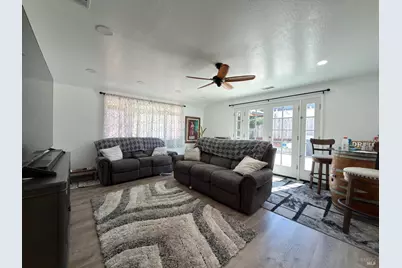 1858 Hemlock Street, Napa, CA 94559 - Photo 13