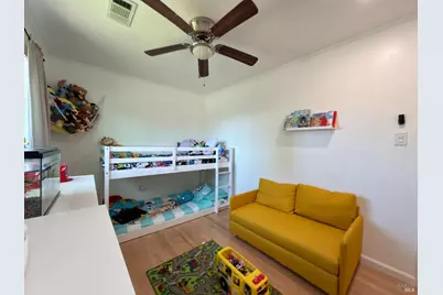 1858 Hemlock Street, Napa, CA 94559 - Photo 17