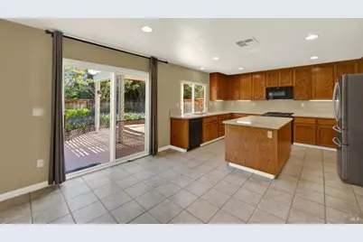 582 Picasso Court, Fairfield, CA 94534 - Photo 19