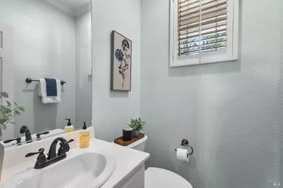 170 Chimney Rock Drive, Vacaville, CA 95687 - Photo 7