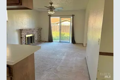 276 Livingston Avenue, Vacaville, CA 95687 - Photo 3