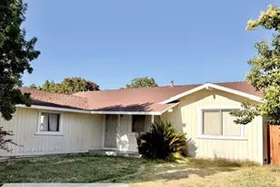 276 Livingston Ave, Vacaville, CA 95687 - Photo 1