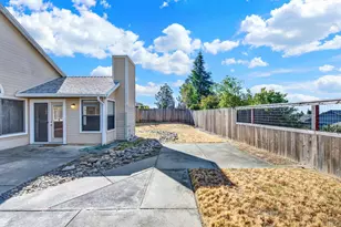 2405 Topgallant Ct, Fairfield, CA 94534 - Photo 9