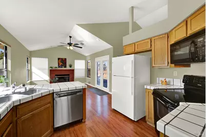 2405 Topgallant Court, Fairfield, CA 94534 - Photo 17