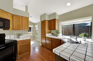 2405 Topgallant Ct, Fairfield, CA 94534 - Photo 19