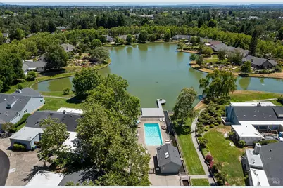 9211 Lakewood Drive, Windsor, CA 95492 - Photo 45