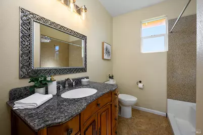 1187 Dutton Avenue, Santa Rosa, CA 95407 - Photo 21
