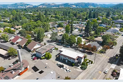 1155 Evans Drive, Santa Rosa, CA 95405 - Photo 3