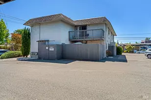 1155 Evans Dr, Santa Rosa, CA 95405 - Photo 5