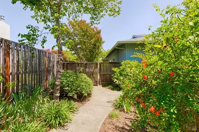 8817 Hood Mountain Circle, Santa Rosa, CA 95409 - Photo 51