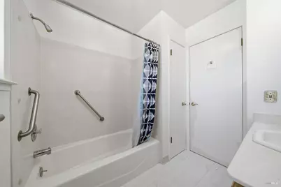 4016 Walker Avenue, Santa Rosa, CA 95407 - Photo 13