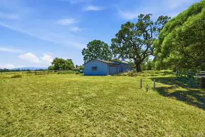 4016 Walker Avenue, Santa Rosa, CA 95407 - Photo 47