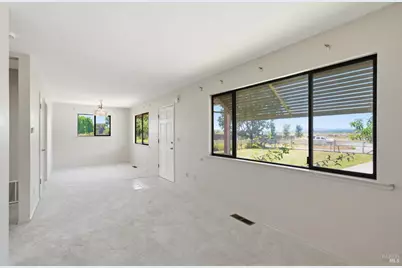 4016 Walker Avenue, Santa Rosa, CA 95407 - Photo 9