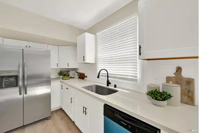 246 Viewmont Avenue, Vallejo, CA 94590 - Photo 21