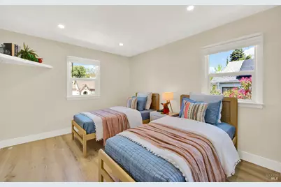 246 Viewmont Avenue, Vallejo, CA 94590 - Photo 33