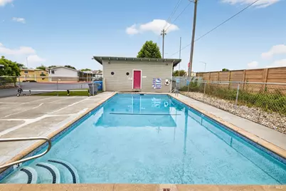 717 N McDowell Boulevard #303, Petaluma, CA 94954 - Photo 21