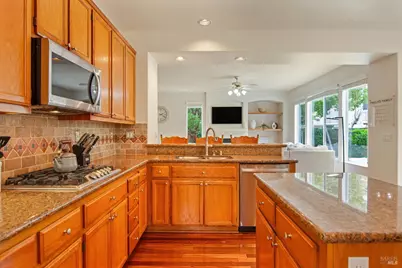 5147 Leonardo Court, Fairfield, CA 94534 - Photo 9