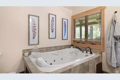 23 Country Club Drive, Fairfield, CA 94534 - Photo 41