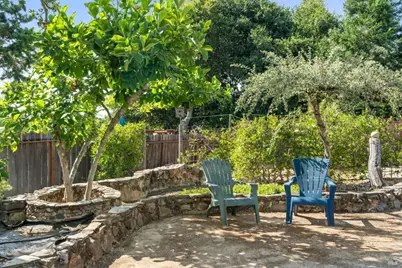 308 E Berna Avenue, Napa, CA 94559 - Photo 19