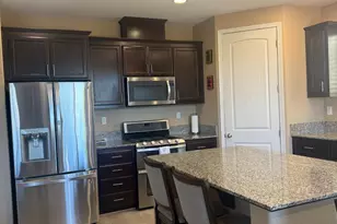 2126 Yellow Rose Cir, Fairfield, CA 94534 - Photo 5