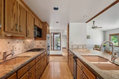 1075 Lark Avenue, Sonoma, CA 95476 - Photo 13