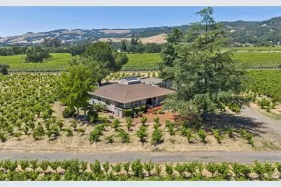 1075 Lark Avenue, Sonoma, CA 95476 - Photo 1