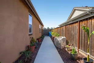 805 Broadfork Cir, Vacaville, CA 95687 - Photo 41