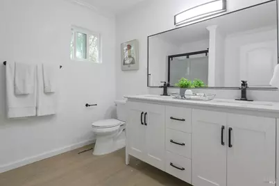 2083 Lernhart Street, Napa, CA 94559 - Photo 17