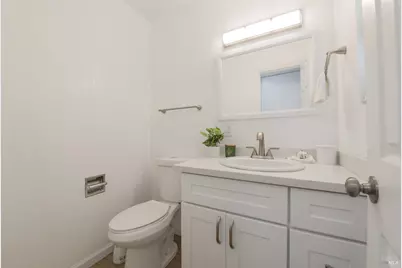 2083 Lernhart Street, Napa, CA 94559 - Photo 13