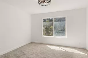 1889 Chantilly Ln, Hayward, CA 94541 - Photo 27