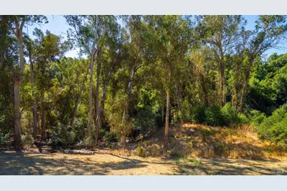 1889 Chantilly Lane, Hayward, CA 94541 - Photo 21