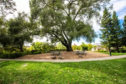 2833 Linwood Avenue, Santa Rosa, CA 95404 - Photo 57