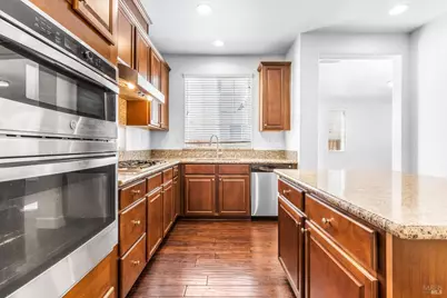 2833 Linwood Avenue, Santa Rosa, CA 95404 - Photo 15