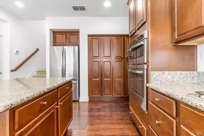 2833 Linwood Avenue, Santa Rosa, CA 95404 - Photo 17