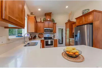 1051 Helen Avenue, Ukiah, CA 95482 - Photo 9