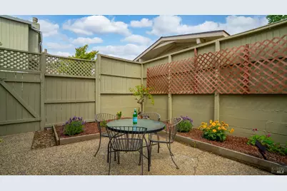 66 Margarita Terrace, Novato, CA 94947 - Photo 27