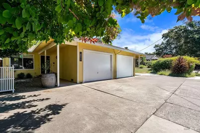 327 Plaza Street, Healdsburg, CA 95448 - Photo 1