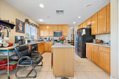1710 Altus Lane, Suisun City, CA 94585 - Photo 9