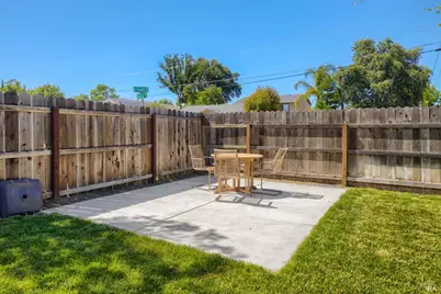 350 N 7th Street, Dixon, CA 95620 - Photo 33