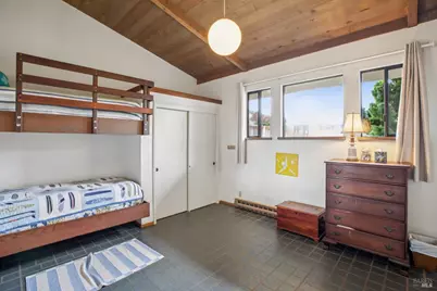 279 Seadrift Road, Stinson Beach, CA 94970 - Photo 35