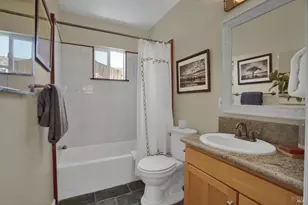 865 W I St, Benicia, CA 94510 - Photo 29