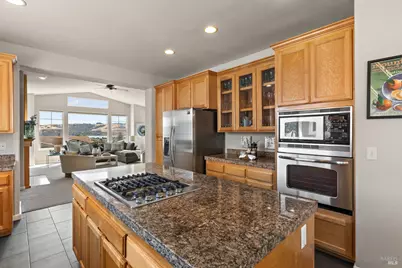 355 Saint Augustine Court, Benicia, CA 94510 - Photo 23