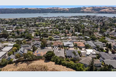 355 Saint Augustine Court, Benicia, CA 94510 - Photo 53