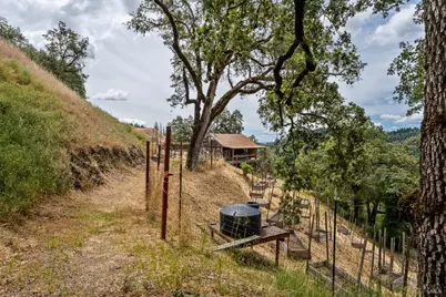 18700 Scenic Drive, Redwood Valley, CA 95470 - Photo 23